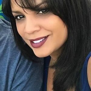 Meet your Posher, Yesenia